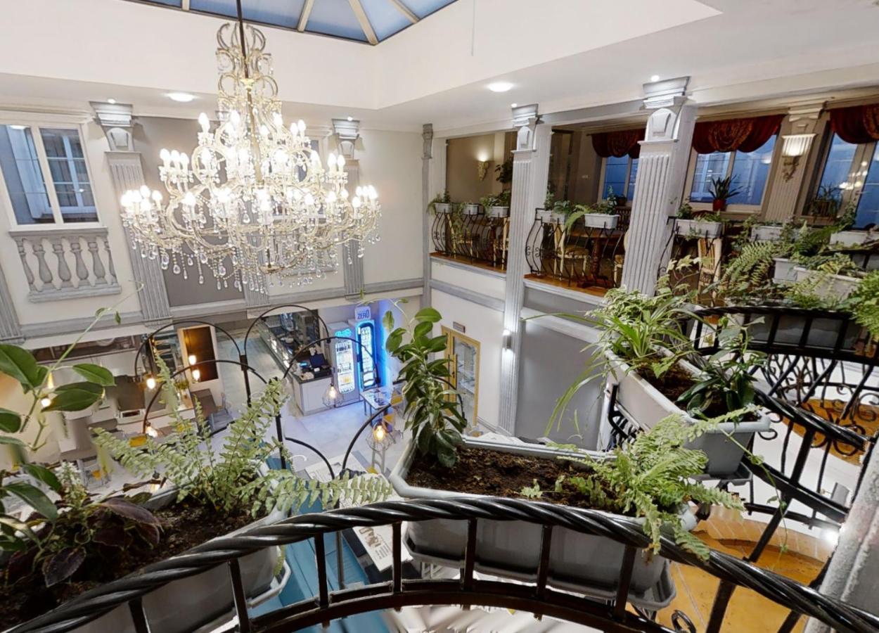 Pietrak Hotel Gniezno Eksteriør bilde