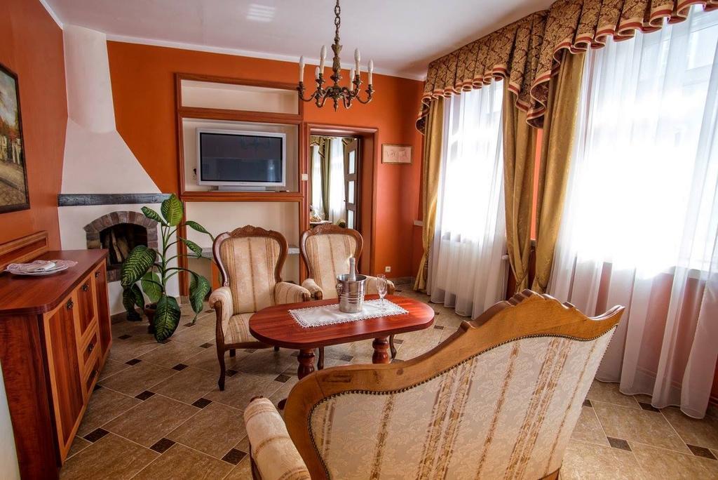 Pietrak Hotel Gniezno Eksteriør bilde